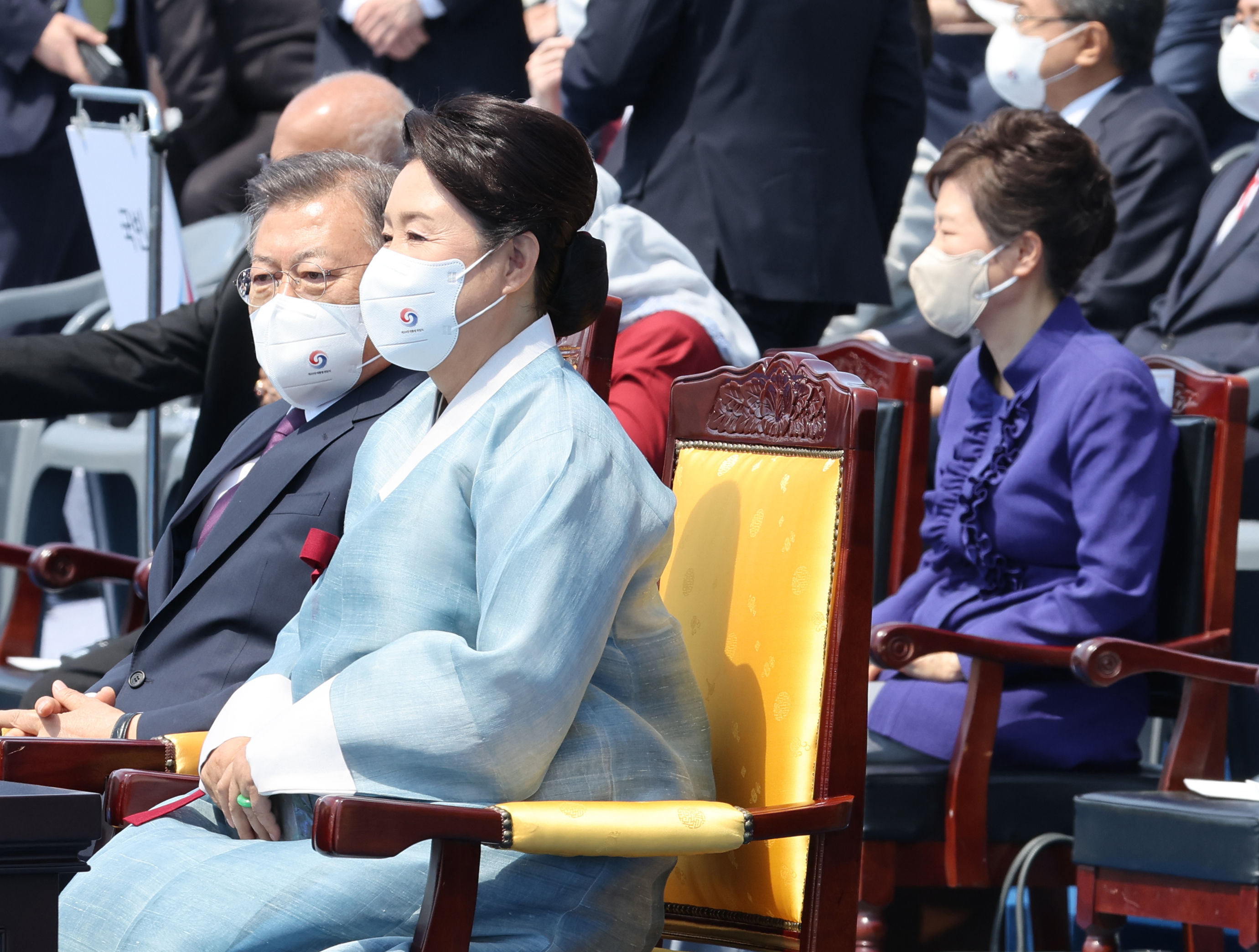 ▲▼南韓前總統朴槿惠受邀出席就職典禮，坐在文在寅夫婦正後方。（圖／達志影像／newscom）