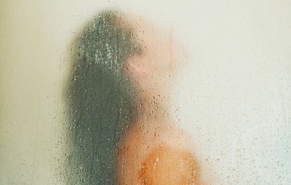 ▲▼淋浴,洗澡,裸女。（示意圖／達志影像）
