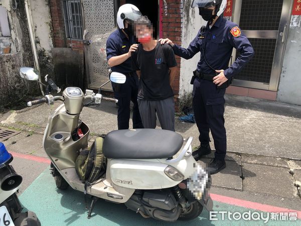 ▲▼陳男因竊盜案被通緝，竟還偷車當代步工具，當場被警方攔查。（圖／記者邱中岳翻攝）