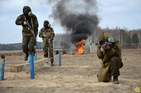 ▲▼ 白俄羅斯部隊2022年3月4日在布列斯特進行軍事訓練。（圖／達志影像）