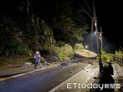 烏來「3m巨石」眼前掉落封路！張震嶽驚悚受困：真的很誇張