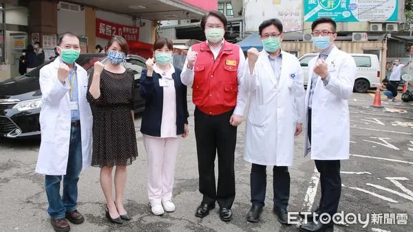 ▲基隆擴大招募護理、臨時人員 林右昌號召防疫生力軍加入。（圖／記者郭世賢翻攝）