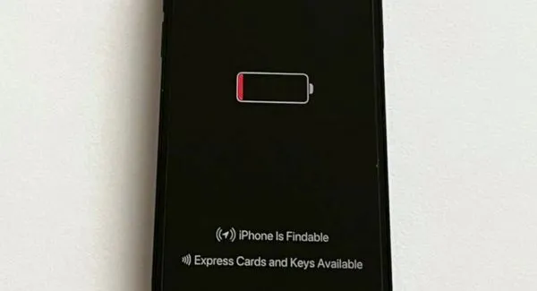 ▲iPhone就算關機也在維持運行。（圖／取自arstechnica）