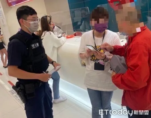 ▲台南一名68歲李姓男子，中了「女軍官愛情詐騙」老梗，警銀聯手保住他老本。（圖／記者林悅翻攝，下同）