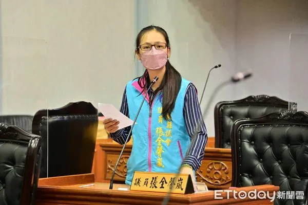 ▲台東縣議員張全馨嵐接獲多位家長陳情要求撤換教練。（圖／記者楊漢聲翻攝）