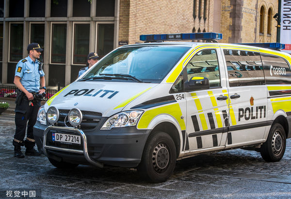 ▲▼ 挪威一輛警察停在奧斯陸市中心。（圖／CFP）