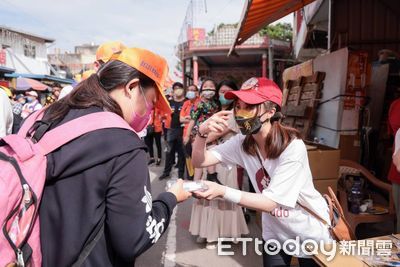 白沙屯媽祖進香　業者大方捐萬份隨身消毒包助防疫