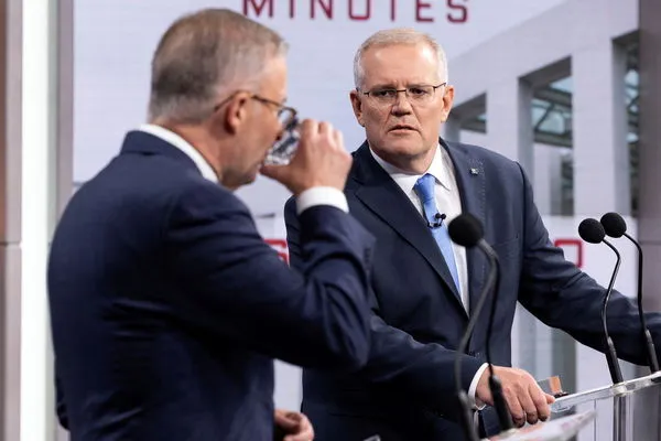 ▲▼澳洲總理莫里森（Scott Morrison，右）與工黨領袖艾班尼斯（Anthony Albanese）月初在雪梨舉行選舉辯論會。（圖／路透）