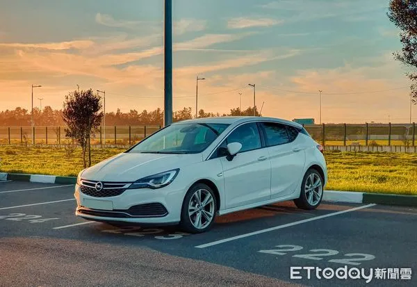 ▲「輸入數字就知道！」業者推App線上估車價　專家提醒魔鬼藏在細節。（圖／民眾提供）