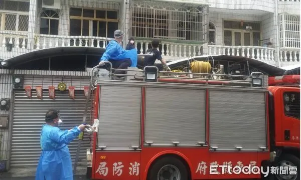 ▲屏東縣政府消防局人員內埔鄉救援             。（圖／民眾提供，下同）