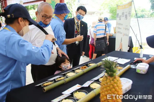 ▲▼ 嘉義大學推廣鳳梨食農教育 。（圖／嘉義大學提供）