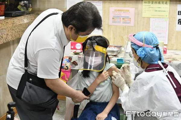 ▲▼   提供侯友宜市長關懷兒童疫苗施打情形    。（圖／新北市政府提供）