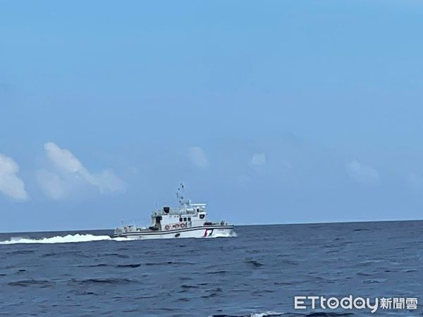 ▲▼海巡艇在東吉島海域附近巡航 。（圖／記者陳韋男翻攝）