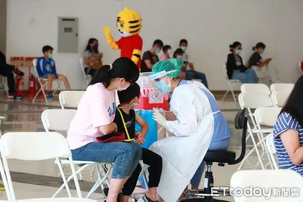 ▲▼兒童BNT疫苗施打站。（圖／高雄市政府提供）