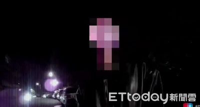 17歲妹無照騎車自撞!後座男友頂包 女警奶音訊問讓他露餡