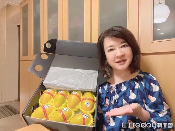 ▲趙婷義賣夏雪，挹注創世植物人。（圖／記者楊漢聲翻攝）