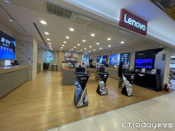 ▲聯想收購筆電、收購筆記型電腦Lenovo。（圖／記者吳康瑋攝）