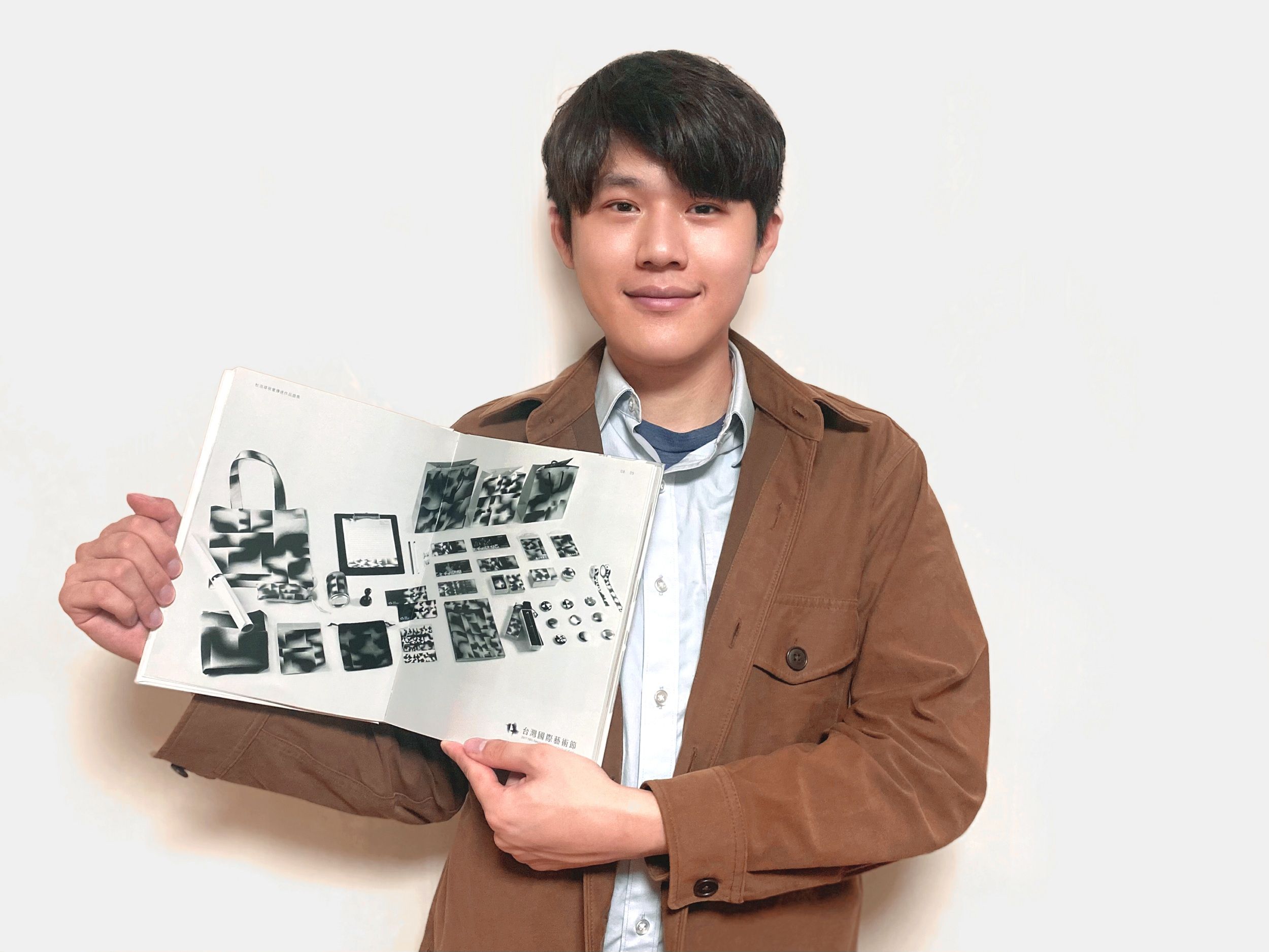 ▲▼台科大杜浩瑋獲國際設計競賽青年作品集大獎，為台灣首位獲獎者。（圖／台科大提供）