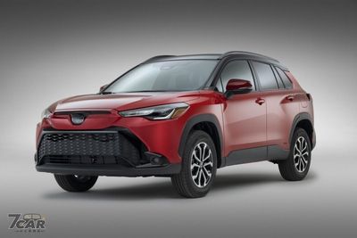 TOYOTA美規Corolla Cross新造型登場　導入5代油電、標配TSS 3.0