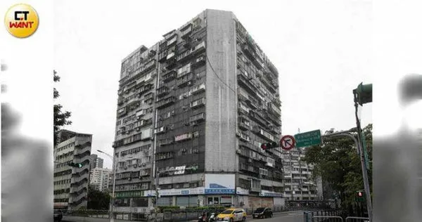 位於台北市林森北路商圈的錦新大樓過去2度發生火警。（圖／報系資料照）