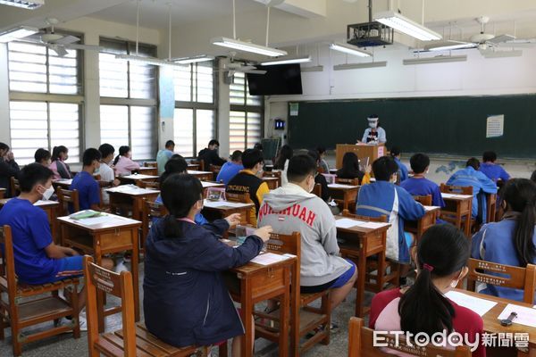 ▲▼國中會考補考今起登場，規模為歷年規模最大。（圖／教育部提供）