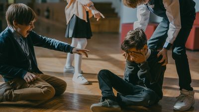 日本小學反霸凌「禁止取綽號」　盼學生多點同理心遭網質疑：有用嗎？