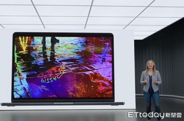 ▲蘋果今（7）日宣布推出，搭載M2晶片的新款MacBook Air和13寸MacBook Pro。（圖／翻攝自蘋果直播）