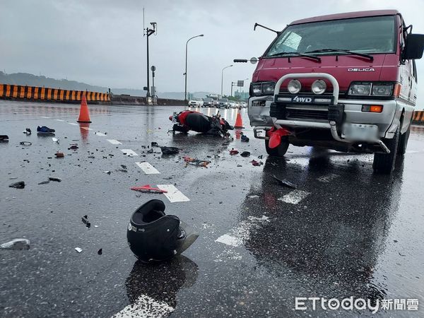 ▲▼(碼)苗栗客屬大橋車禍。（圖／記者蔡文淵翻攝）