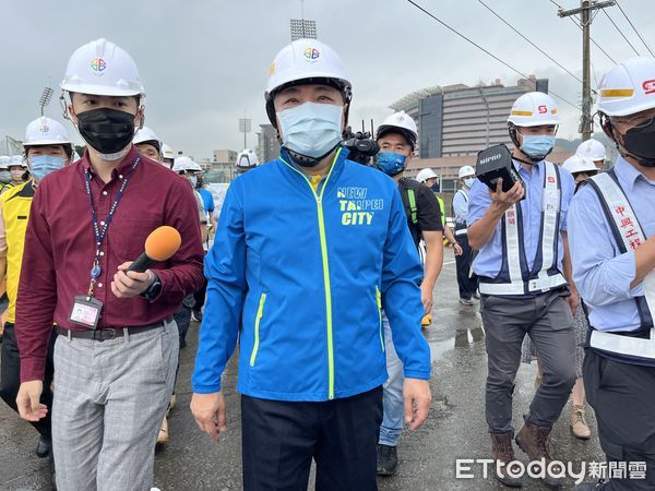 ▲▼ 侯友宜視察新泰塭仔圳市地重劃。（圖／記者許靖騏攝）