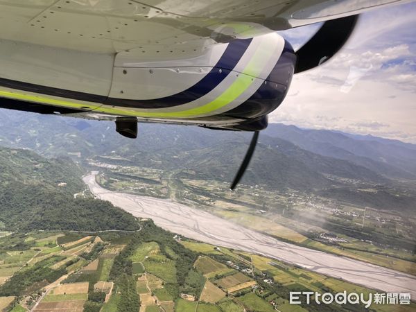 ▲▼安捷航空「空中法拉利」飛行體驗。（圖／記者周姈姈攝）