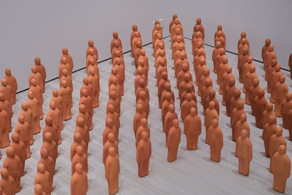 ▲▼印尼當代藝術家艾伯特&middot;約拿桑&middot;瑟提亞萬（Albert Yonathan Setyawan）首次在台灣推出個展「靈語」。（圖／安卓藝術提供）