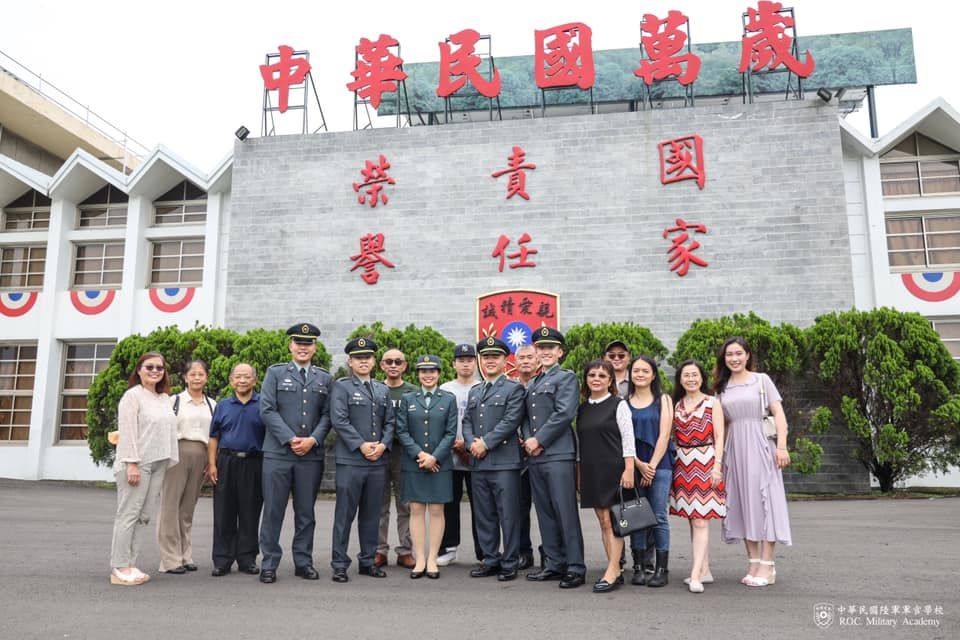 ▲▼陸軍官校5留美軍校生歸國　今授少尉軍階「全場她最吸睛」。（圖／陸軍官校）