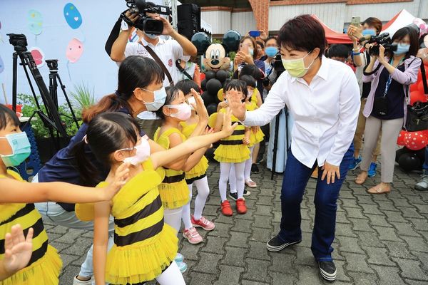 台中「托育三寶」親子館、托育資源中心、托育資源車（圖／臺中市政府新聞局提供）