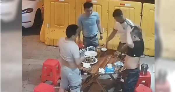 5陸男餐廳暢飲後「主動打掃」　暖心原因讓老闆娘大讚：這樣的客人給我來一打