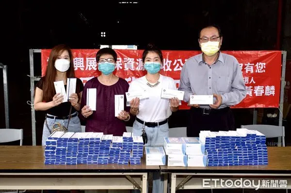▲善心企業捐贈南投縣消防局快篩試劑。（圖／南投縣消防局提供）