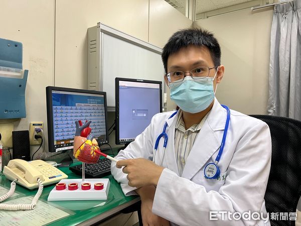 ▲忙防疫保單錯過健檢，保險男一周後心肌梗塞險喪命。（圖／記者游瓊華翻攝）