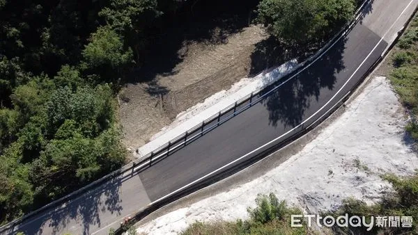 ▲花64線去年遭圓規颱風強降雨重創，縣府向中央爭取共5.5億經費分二階段完成復建改善。（圖／花蓮縣政府提供，下同）