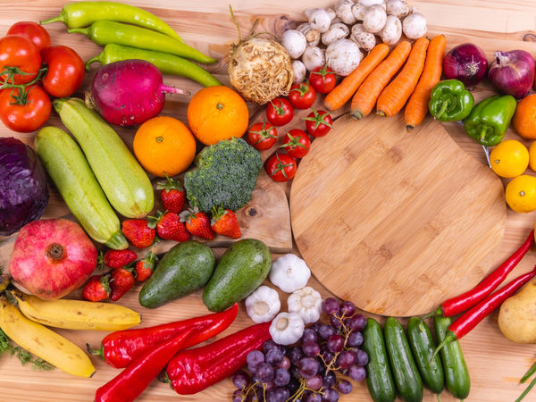 「12種防癌超級食物」一圖看！營養師：2水果可降三大癌症風險 | ETt