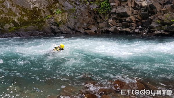 ▲▼搜救。（圖／記者陳雕文翻攝）