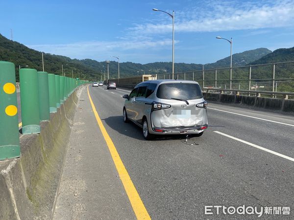 ▲▼ 台64線連環車禍  。（圖／記者戴上容翻攝）