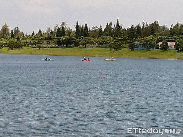 ▲活水湖環境優美，民眾及外地遊客喜歡到台東活水湖從事水域活動。（圖／台東縣政府提供，下同）