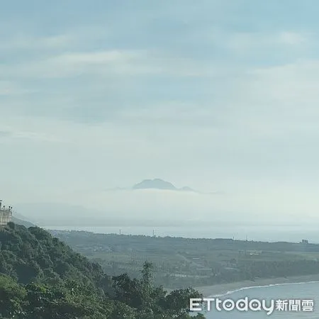 ▲海上都蘭山。（圖／記者楊漢聲翻攝）