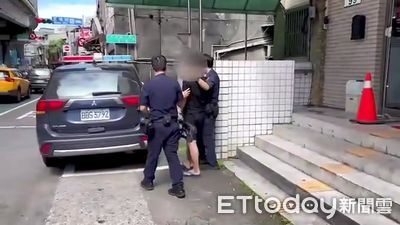 KTV爽喝歡唱到天亮開車上路　停紅燈睡著被警察叫醒這下慘了