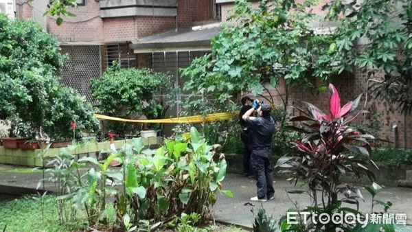 ▲▼北市建國南路二段一處社區大樓，有22日下午6時許有1名女童墜落社區中庭。（圖／記者黃彥傑攝）