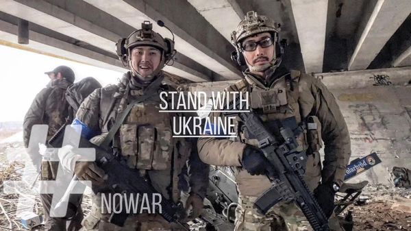 ▲▼李根公開遠赴烏克蘭參戰的畫面，表示願相挺烏克蘭。（圖／翻攝自Instagram@rokseal）