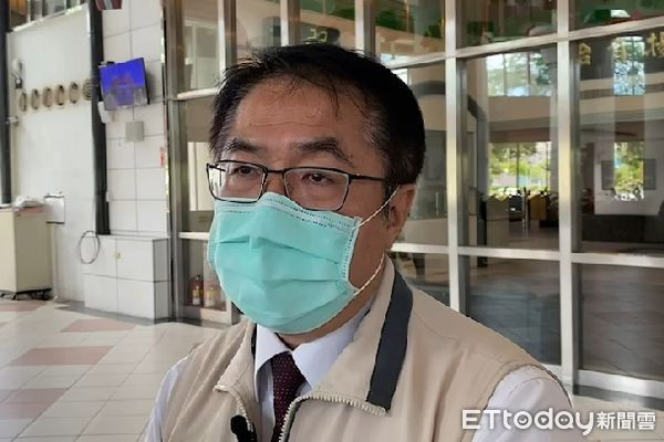 ▲台南市長黃偉哲指出，24日的猴痘病例，該當事人接觸5人，都要趕快隔離，因猴痘傳染力超強，把環境清潔做好，傳染病才能絕跡。（圖／記者林悅翻攝，）