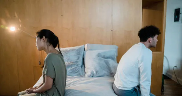 大陸甘肅省一位丈夫尾隨妻子到酒店撞破出軌現場。（示意圖／canva）