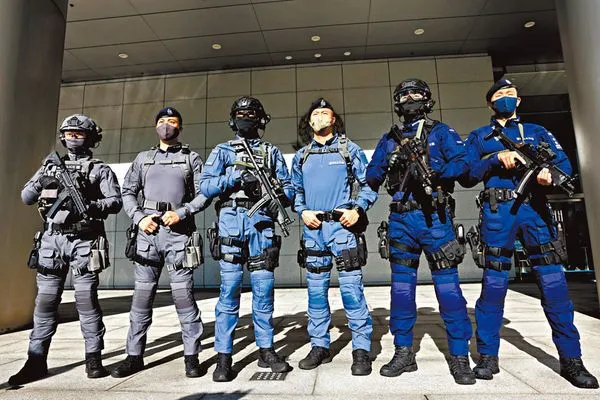 ▲港警下轄的3支反恐部隊於7月1日換裝。（圖／翻攝香港警察官方臉書）