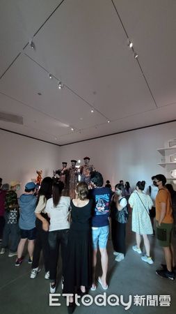 ▲疑拜台南市美術館2館展出「亞洲的地獄與幽魂」熱潮之賜，同性質麻豆代天府的「十八地獄」遊樂設施，遊客也暴增逾10倍。（圖／記者林悅翻攝，下同）