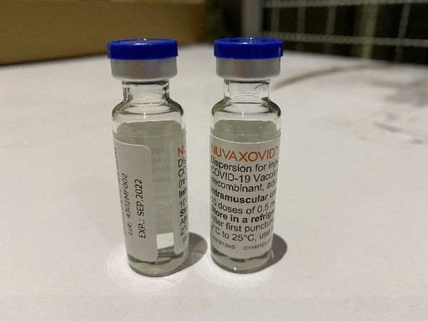 ▲▼首批50萬劑Novavax疫苗運抵台灣。（圖／食藥署提供）